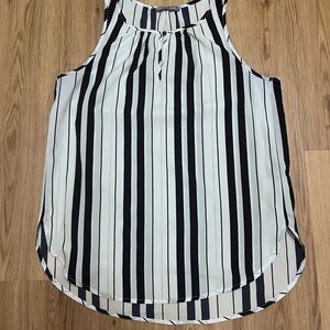 Dalia White and Navy Relaxed Button Front Tank Top